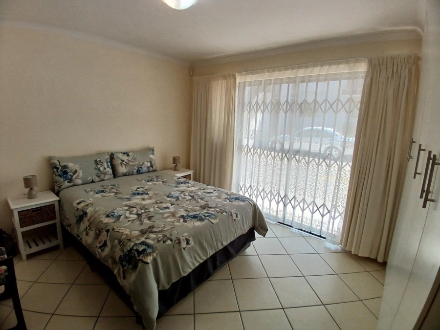 2 Bedroom Property for Sale in Hartenbos Central Western Cape